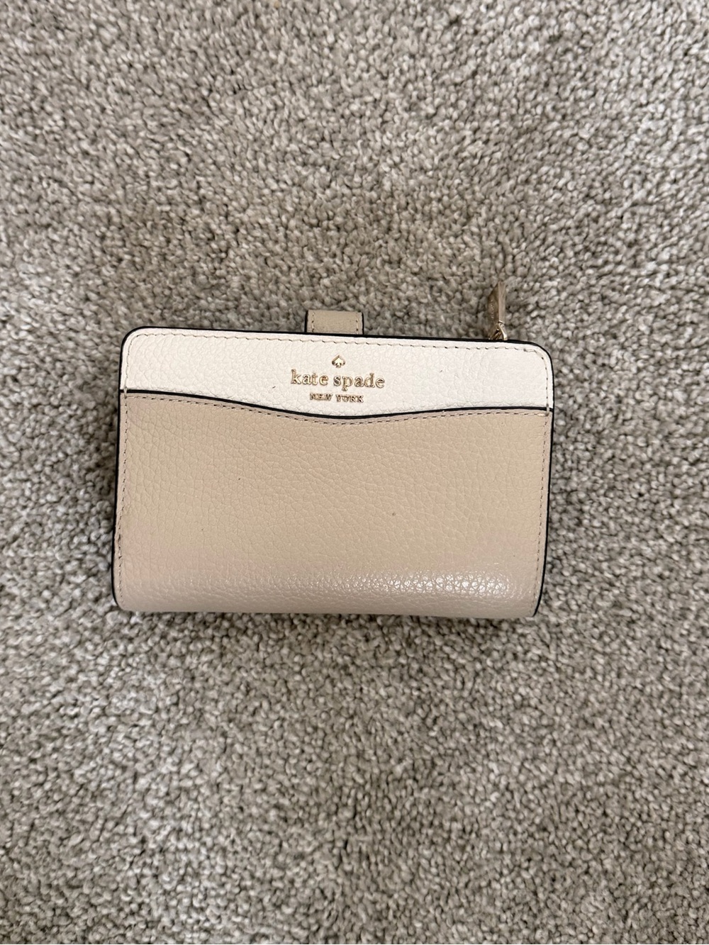 kate spade two-tone beige and cream leather compact wallet